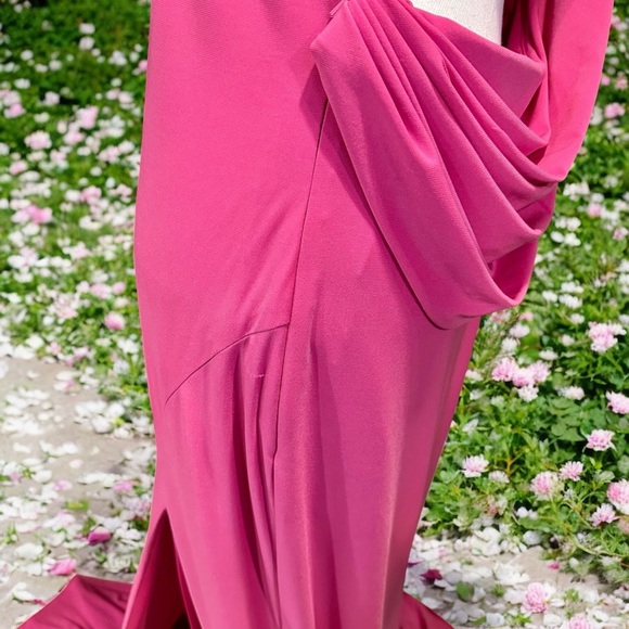 NWT IEENA for Mac Duggal ‘Jersey One Shoulder Draped Back Gown’ in Candy Pink 10 - Picture 16 of 16